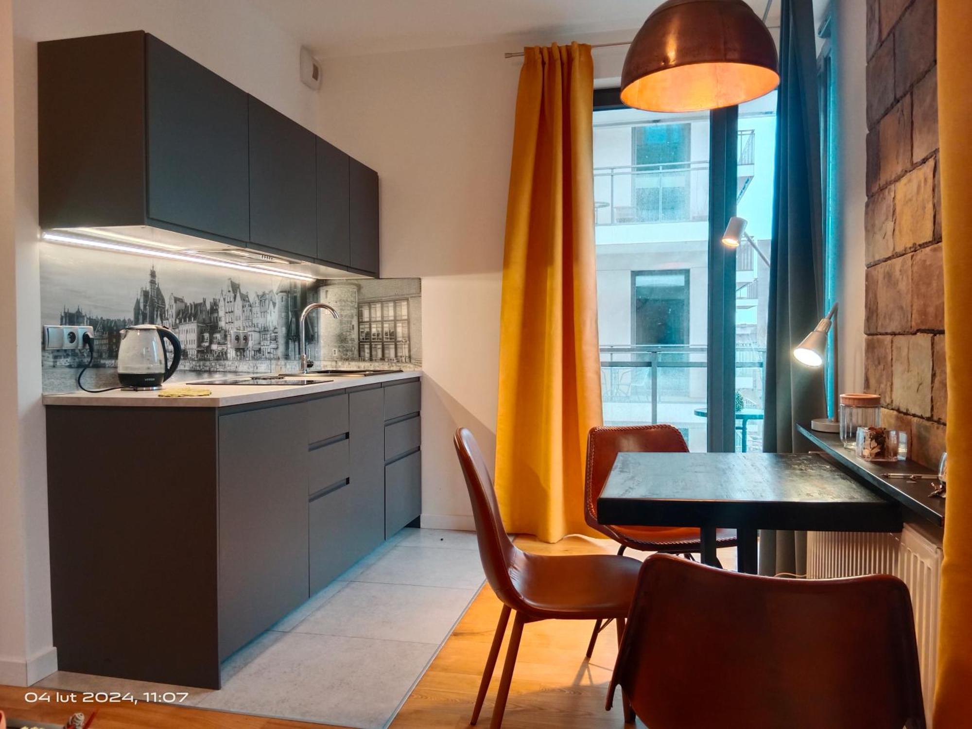Uroczy Apartament Dlugie Ogrody 48 Gdańsk Kültér fotó